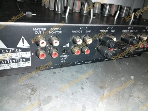 Pioneer DJM-600 Professional DJ Mixer 4-channel Silver 1999 model Equipment - Image 5